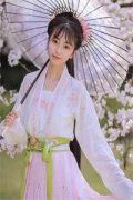 ***，你家医妃是朵黑心莲(李嬷嬷容菱)完整